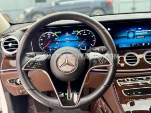 Xe Mercedes Benz E class E200 Exclusive 2022