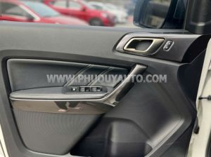 Xe Ford Everest Titanium 2.0L 4x2 AT 2019