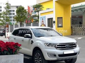Xe Ford Everest Titanium 2.0L 4x2 AT 2019